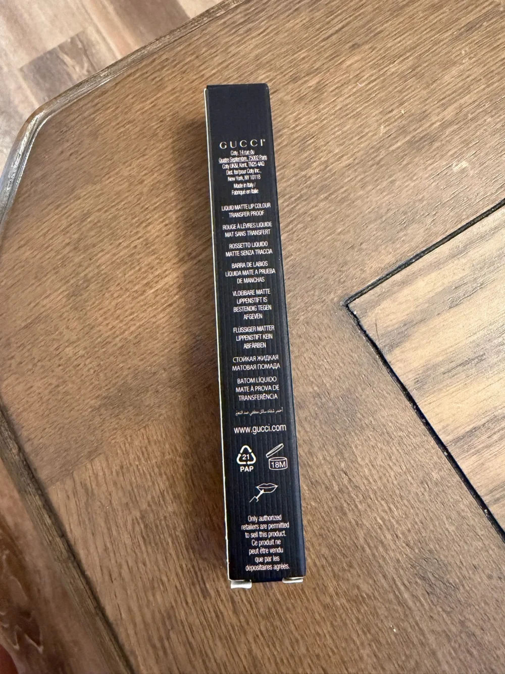 NEW! Gucci Rouge à Lèvres Transfer Proof Matte Liquid Lipstick in Goldie Red 25